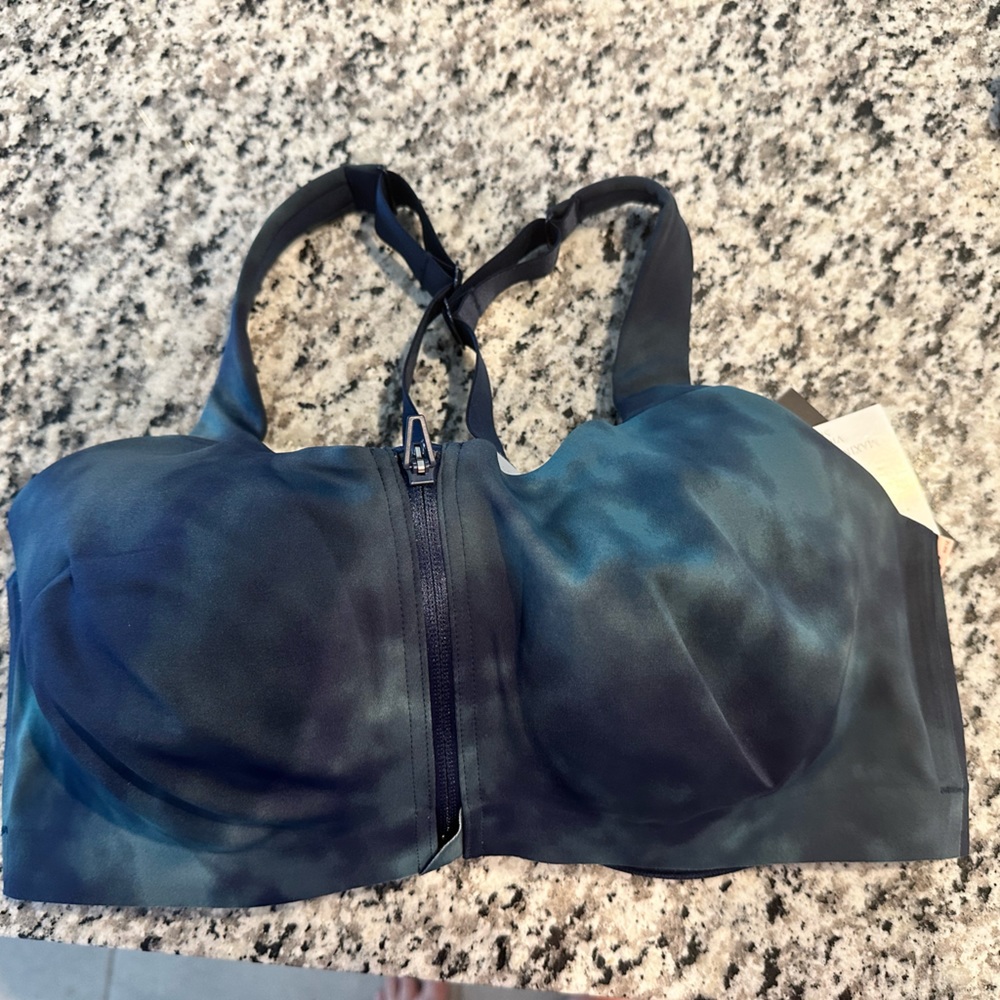 Victoria’s Secret Knockout Sports Bra 36DD